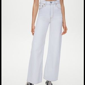 Levi’s Ribcage Wide Leg Jeans - Light Wash
